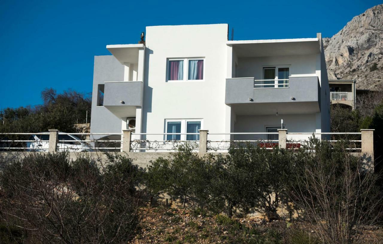 Apartments Mikas Stanici Exterior photo